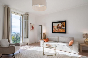 Sublime fully renovated one bedroom with sea view